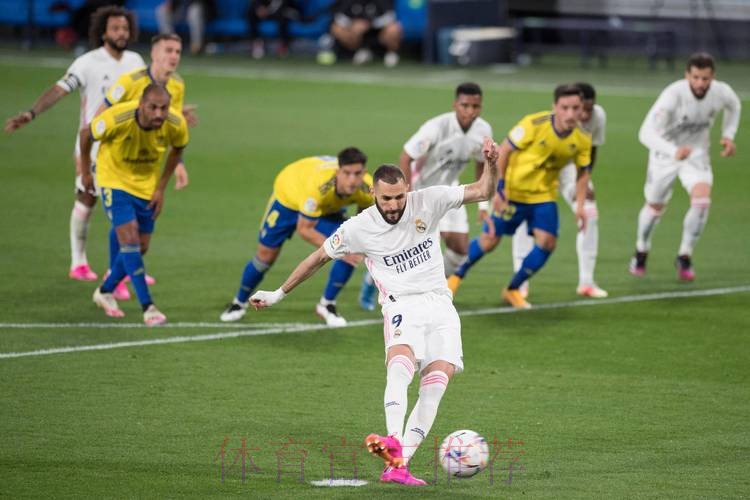 西甲-本泽马2射1传!奥利奥破门 皇马3-0加迪斯 西甲-本泽马2射1传!奥利奥破门 皇马3-0加迪斯